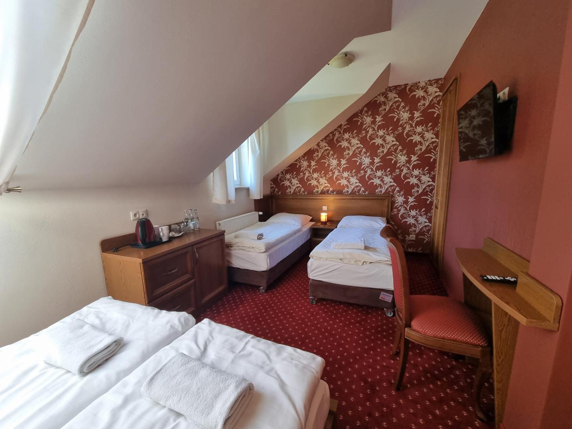 Palac Lucja Bb Zakrzów Kültér fotó